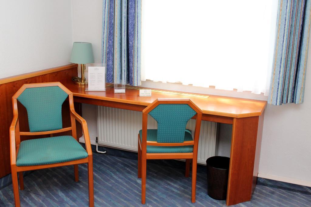 Hotel Sonne ラインフェルデン＝エヒターディンゲン 部屋 写真